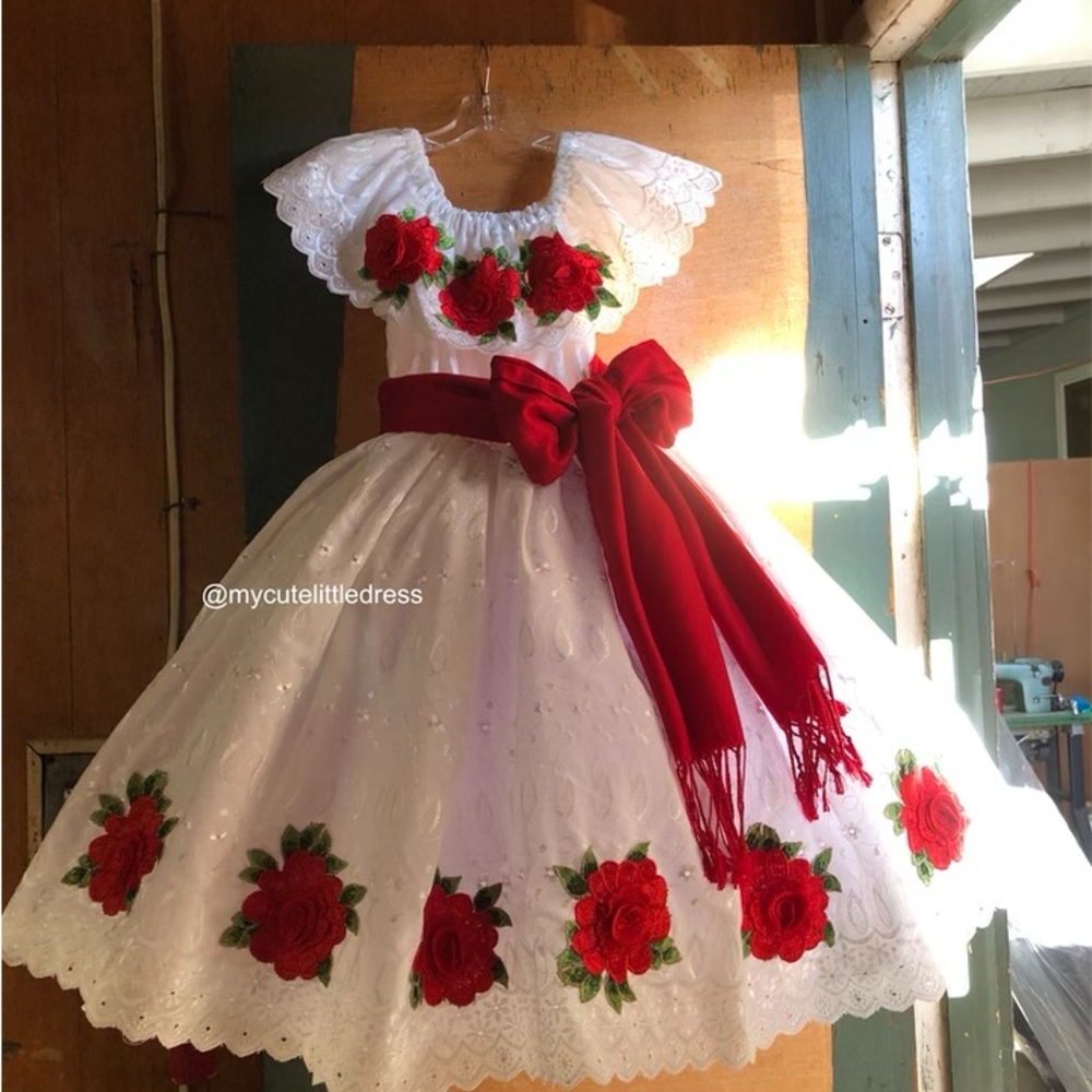 Mexican Dress - Picture 9 of 9